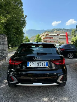 
										Audi A1 Citycar ver30 1.0 TFSI 116cv full									