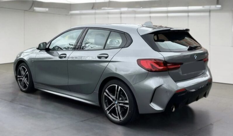 
								BMW serie1 118i | Benzina | Grigio metallizzato full									