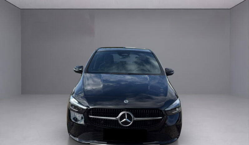 
								Mercedes Benz B180 | Ibrida benzina-elettrico | Nero notte metallizzato full									