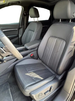 
										Audi Q8 Sportback e-tron 55 quattro S line full									