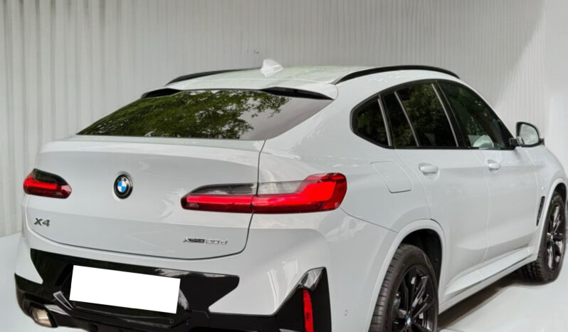 
								BMW X4 xDrive20 M Sport | Hybrid | Grigio Brookling metallizzato full									