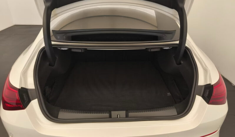 
								Mercedes-Benz CLA 180 | progressive advanced | tetto panoramico apribile full									