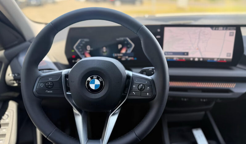 
								BMW serie1 berlina MODELLO NUOVO | Ibrido | Bianco alpino metallizzato full									