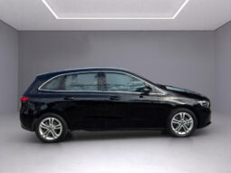 
										Mercedes Benz B180 | Ibrida benzina-elettrico | Nero notte metallizzato full									