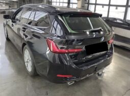 
										BMW 318 d shadow line + gancio traino full									
