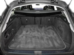 
										Mercedes-Benz E 200 full									