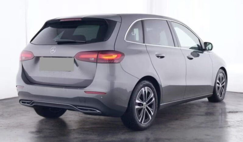 
								Mercedes Benz B200 | diesel | 360° full									