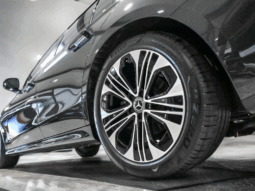 
										Mercedes-Benz E 200 full									