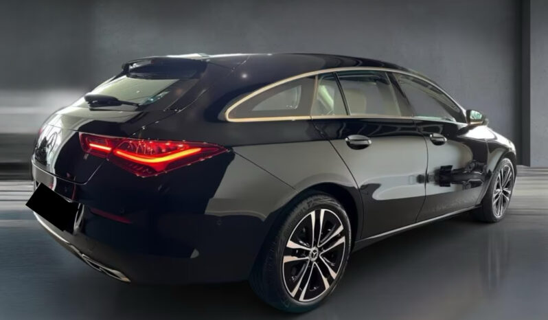 
								Mercedes-Benz CLA 180 | Shooting Brake  full									