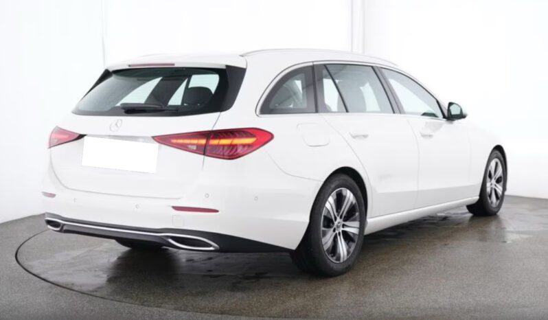 
								Mercedes-Benz C 200 dT Advanced | 360° full									