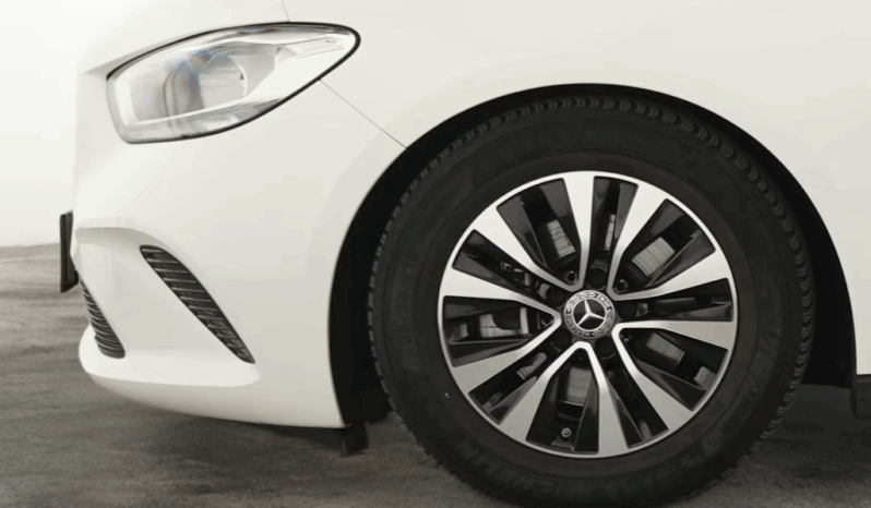 
								Mercedes Benz B180 | Benzina | Bianco polare metallizzato full									