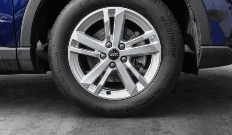 
								Audi Q3 35 TDI | Diesel | Blu Navy metallizzato full									