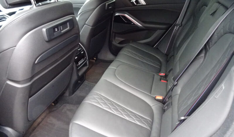 
								BMW X6 xDrive 30d M Sport | Bianco minerale metallizzato full									