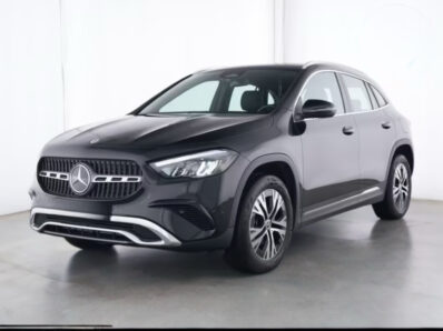 Mercedes-Benz GLA 180 d Progressive spurassist pdc