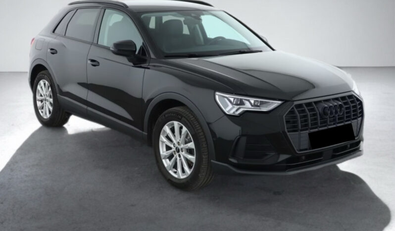 
								Audi Q3 45 TFSIe | Ibrido benzina/elettrico | Nero mito metallizzato full									