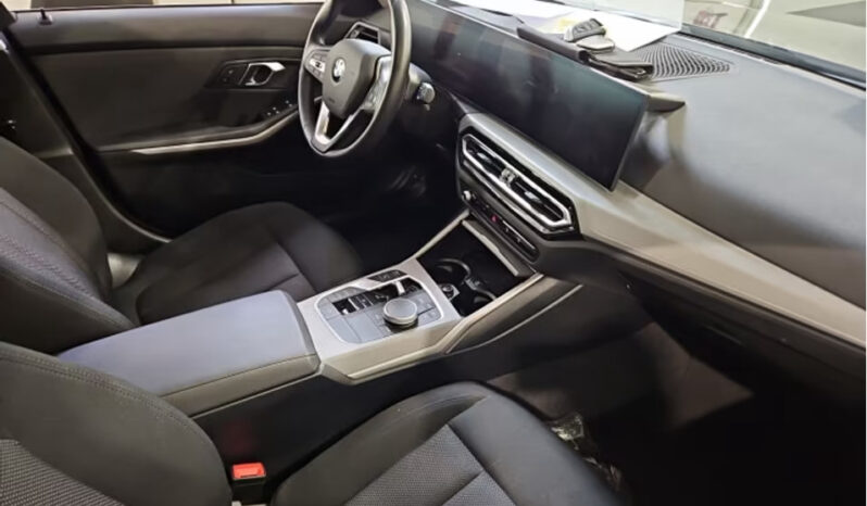
								BMW 318 d shadow line + gancio traino full									
