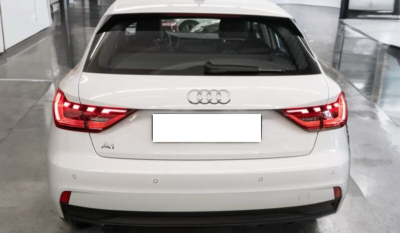 
								Audi A1 Sportback neopatentati 25 TFSI LED full									