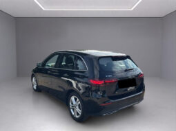 
										Mercedes Benz B180 | Ibrida benzina-elettrico | Nero notte metallizzato full									