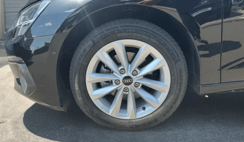 
								Audi A3 Sportback TFSI | automatico full									