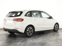 
										Mercedes Benz B180 | Benzina | Bianco polare metallizzato full									