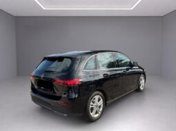 
										Mercedes Benz B180 | Ibrida benzina-elettrico | Nero notte metallizzato full									