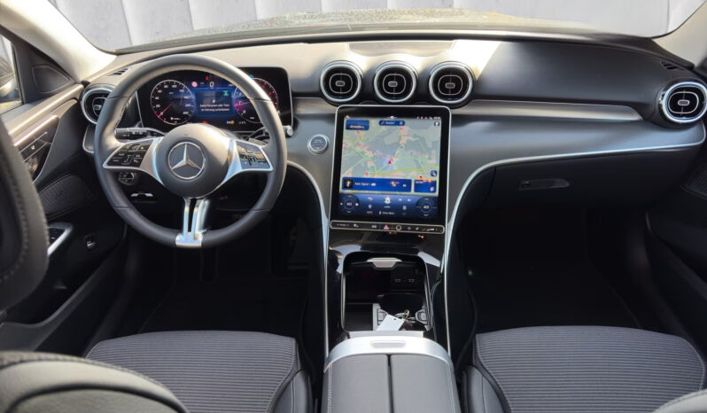
								Mercedes-Benz C 180 T Advanced full									