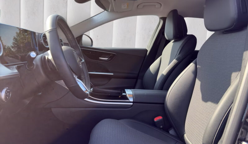 
								Mercedes-Benz C 180 T Advanced full									