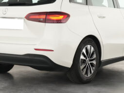 
										Mercedes Benz B180 | Benzina | Bianco polare metallizzato full									