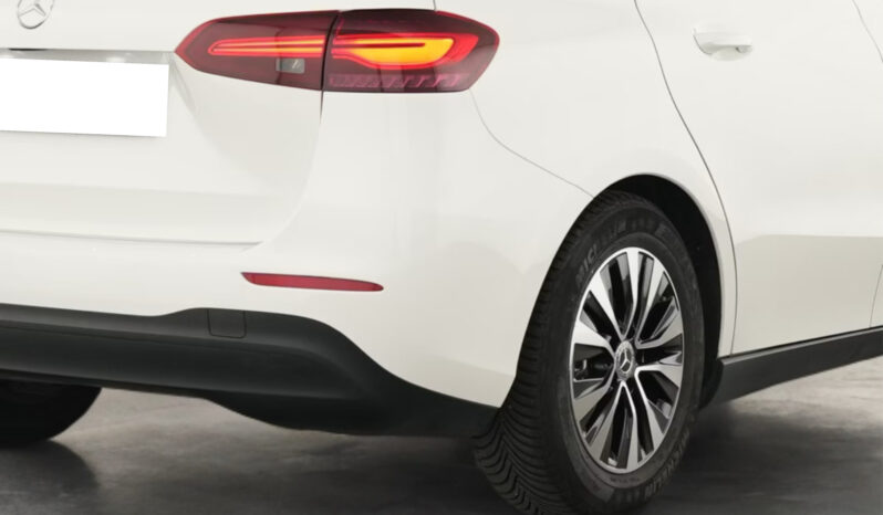 
								Mercedes Benz B180 | Benzina | Bianco polare metallizzato full									