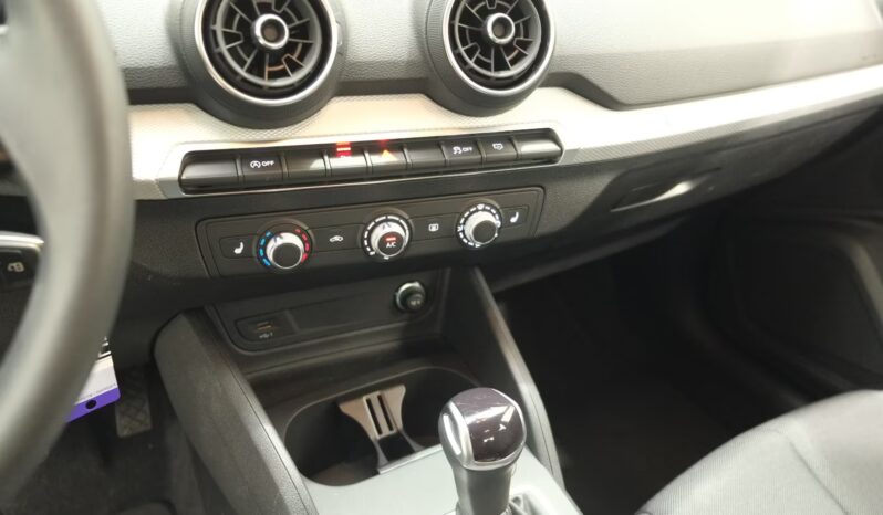 
								Audi Q2 30 TDI – Diesel – Nero metallico full									