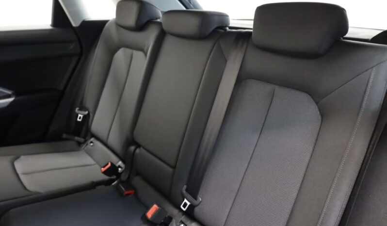 
								Audi Q3 35 TFSI Advanced S-Tronic | Benzina | Bianco Ibis metallizzato full									