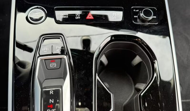 
								Audi A5 TFSI S tronic Avant qauto | Benzina | Nero metallizzato full									