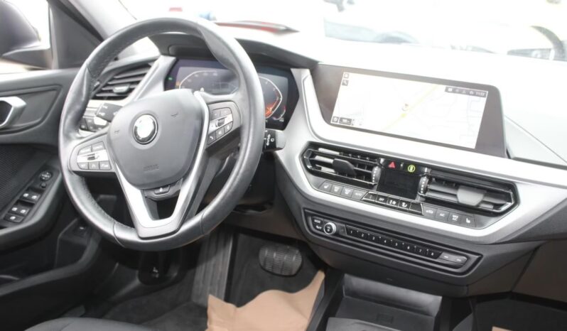 
								BMW serie1 116 advantage | Diesel | Nero metallizzato full									