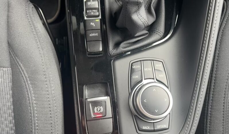 
								BMW X2 xDrive 25e Advantage | Ibrido benzina/elettrico | Nero metallizzato full									