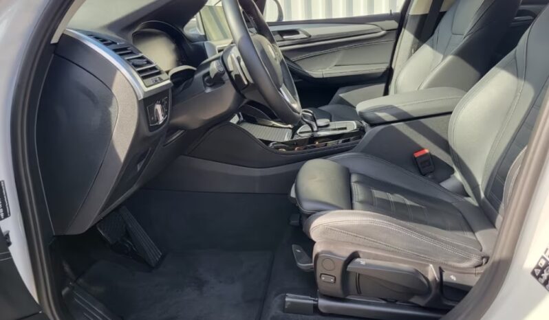 
								BMW X4 xDrive20i | benzina | bianco minerale metallizzato full									