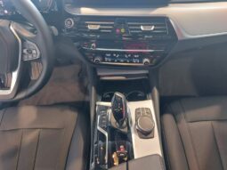 
										BMW 520 i Mild Hybrid | Grigio metallizzato full									