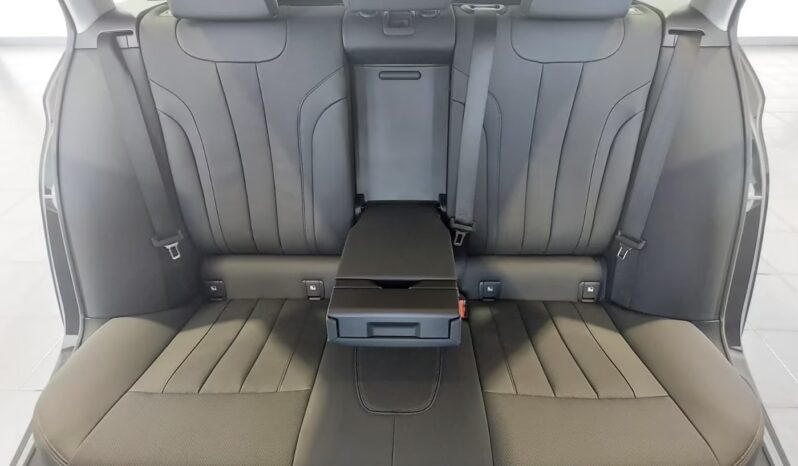 
								BMW 520 i Mild Hybrid | Grigio metallizzato full									