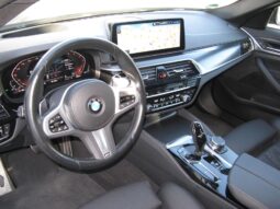 
										BMW 520 i Touring M Sport NAVI LED CAM full									