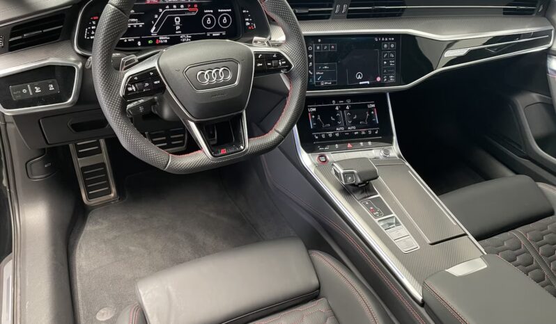 
								Audi RS6 4.0 TFSI | benzina | Nero metallizzato full									