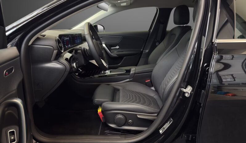 
								Mercedes Benz A250 | Ibrido | e Progressive full									