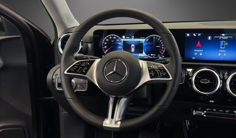 
								Mercedes Benz A250 | Ibrido | e Progressive full									