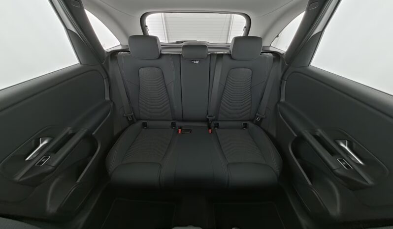 
								Mercedes Benz B180 | Benzina | Bianco polare metallizzato full									