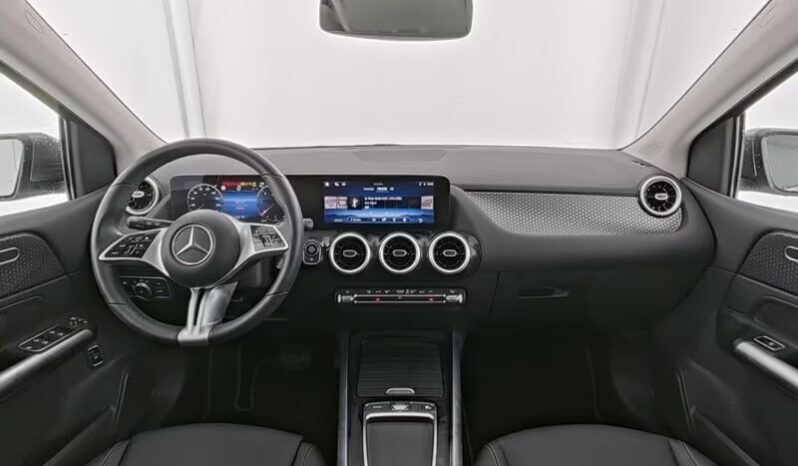 
								Mercedes Benz B200 | diesel | 360° full									