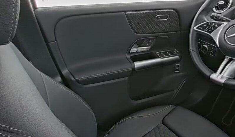 
								Mercedes Benz B200 | diesel | 360° full									