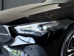 
										Mercedes-Benz CLA 180 | Shooting Brake  full									