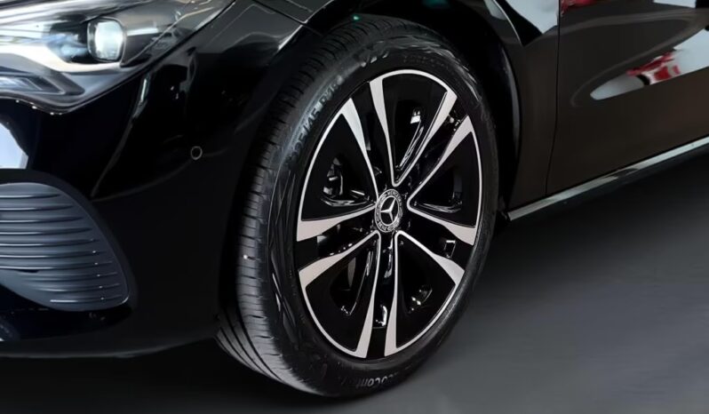 
								Mercedes-Benz CLA 180 | Shooting Brake  full									